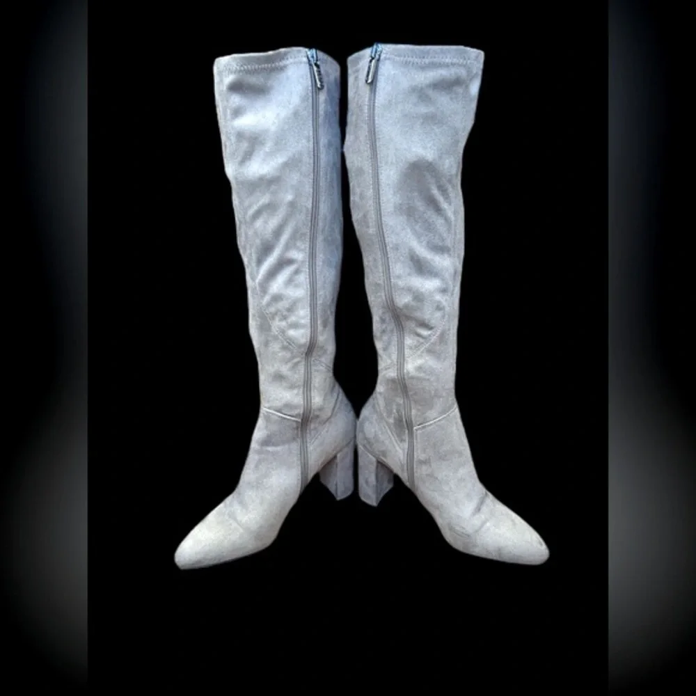 Franco Sarto Gray Faux Suede Flavia Over the Knee Boots w/ Chunky 3” Heel 7 1/2M